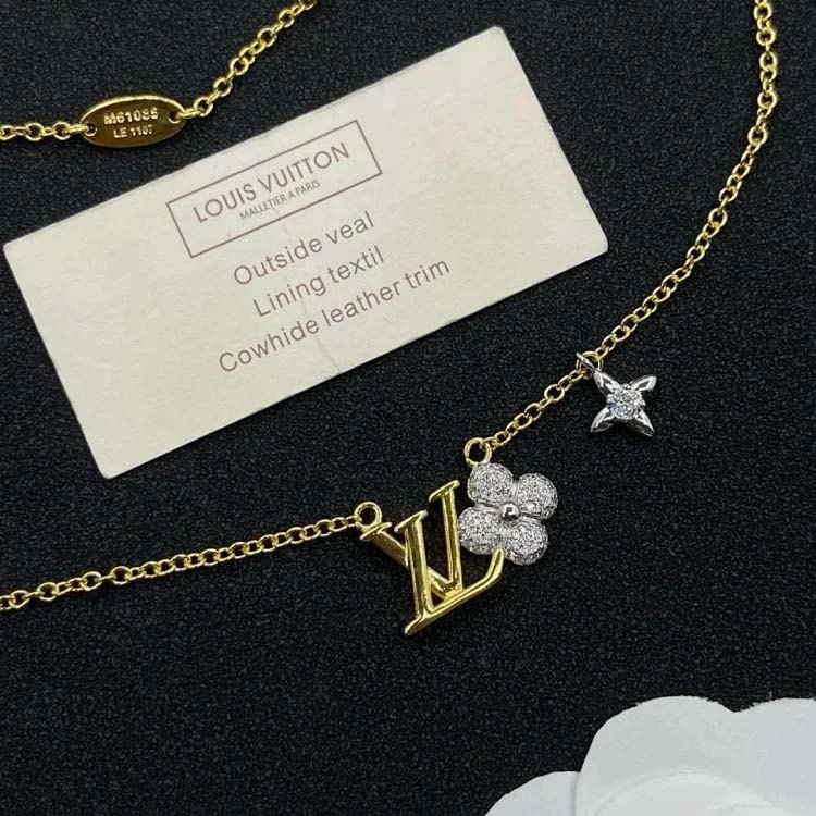 Louis Vuitton LV  necklace-0684